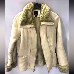 EUC beautiful Esprit warm soft winter coat jacket. Faux Fur clean & gorgeous !